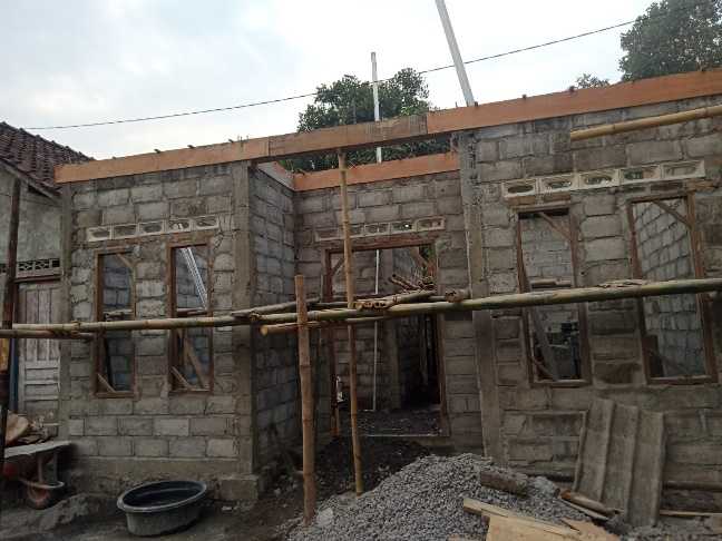 Foto Rumah 50% PARINEM/NY MARTO DIYONO